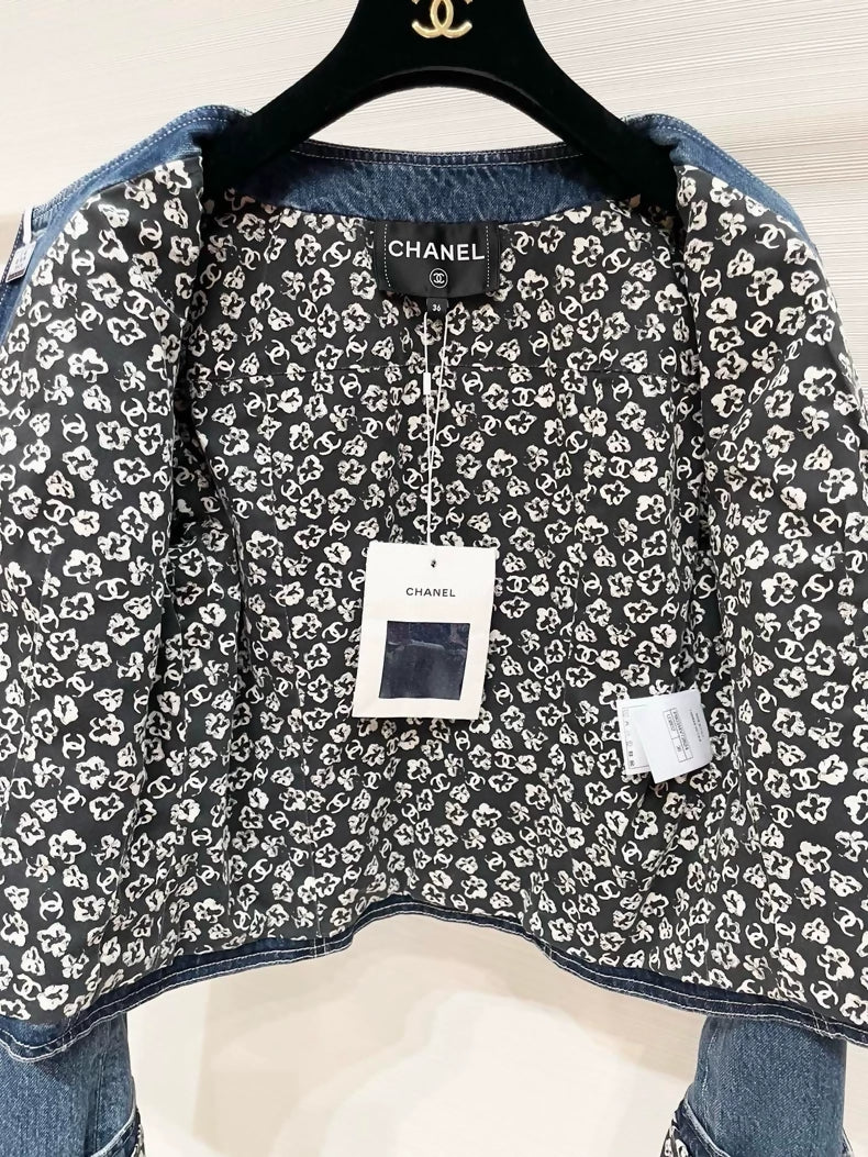 Chanel 25B denim jacket with floral logo lining
