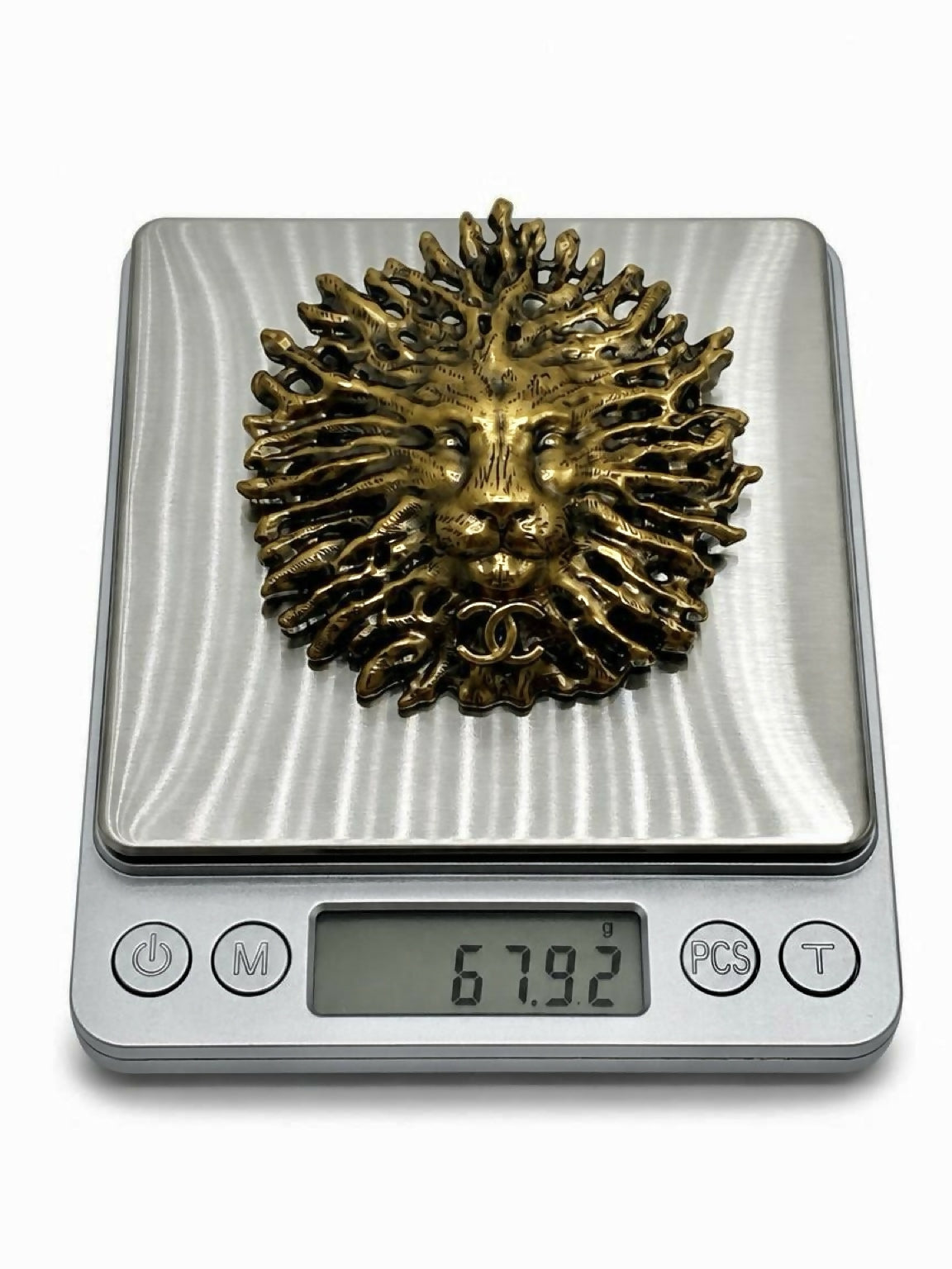 NIB Chanel 19K Limited Edition Large Egyptian Collection Gold CC Lion Head Brooch