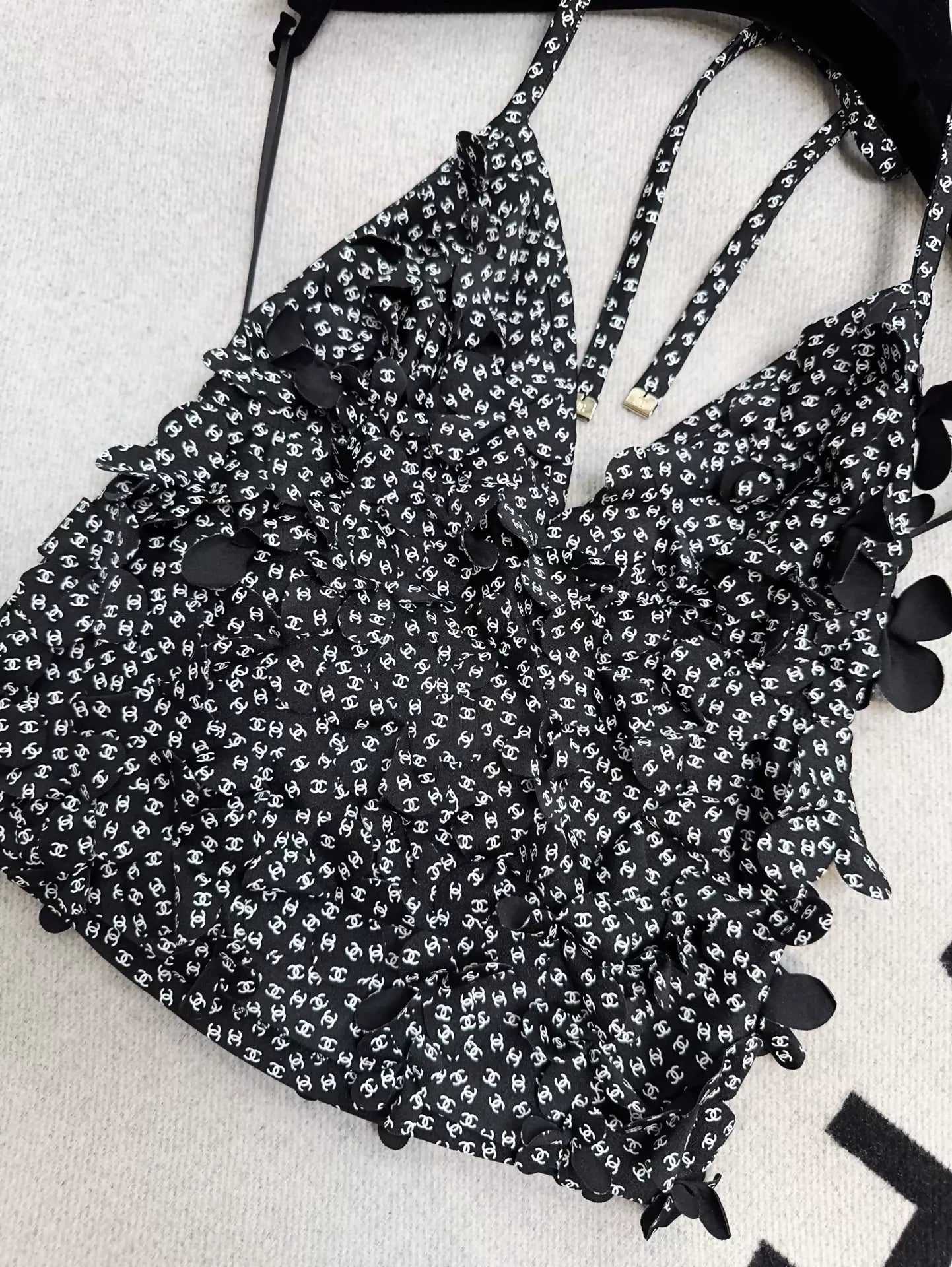 Chanel 25M coco beach floral top