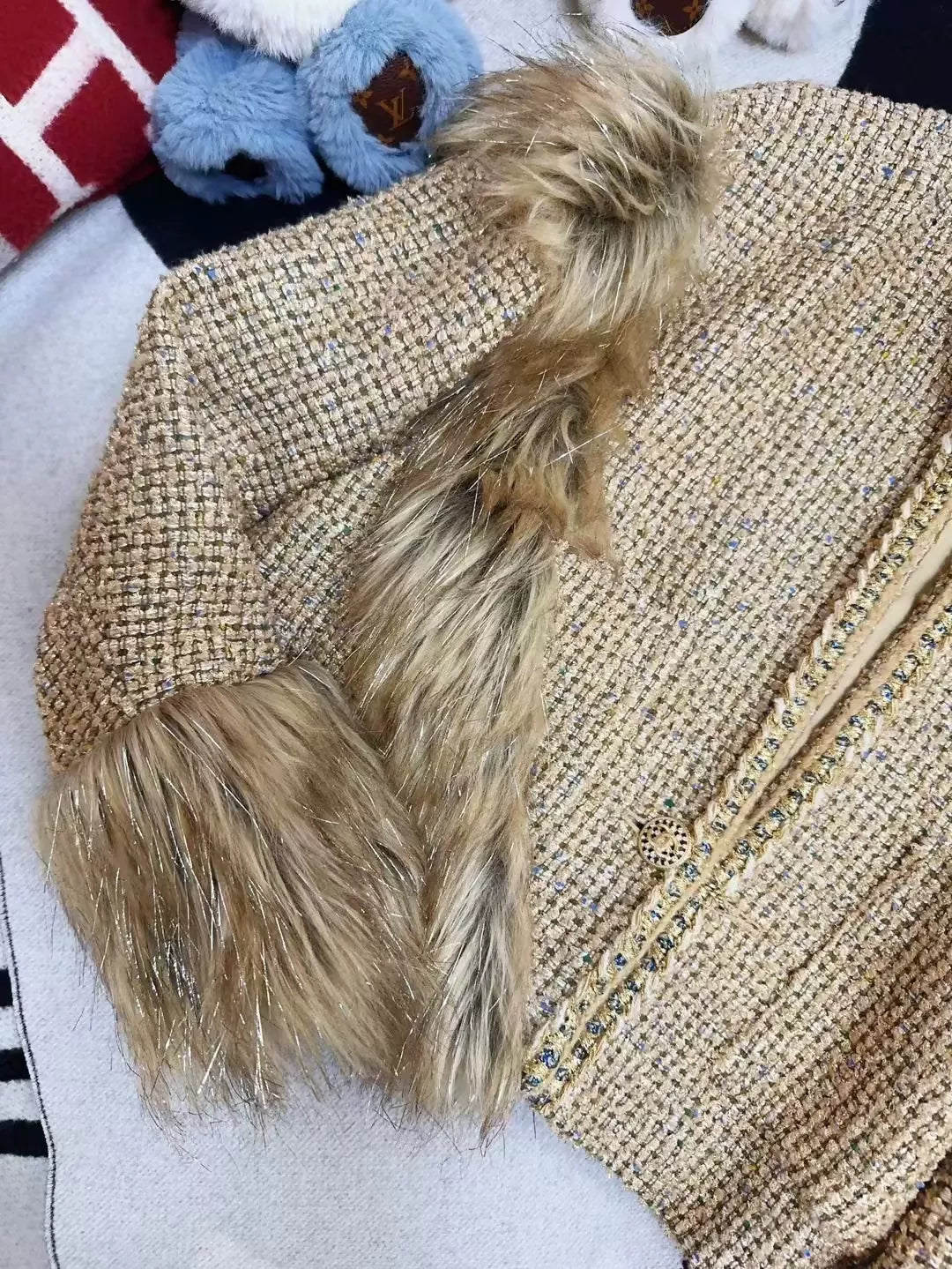 Chanel 21A Castle series gold tassel fur braided jacket