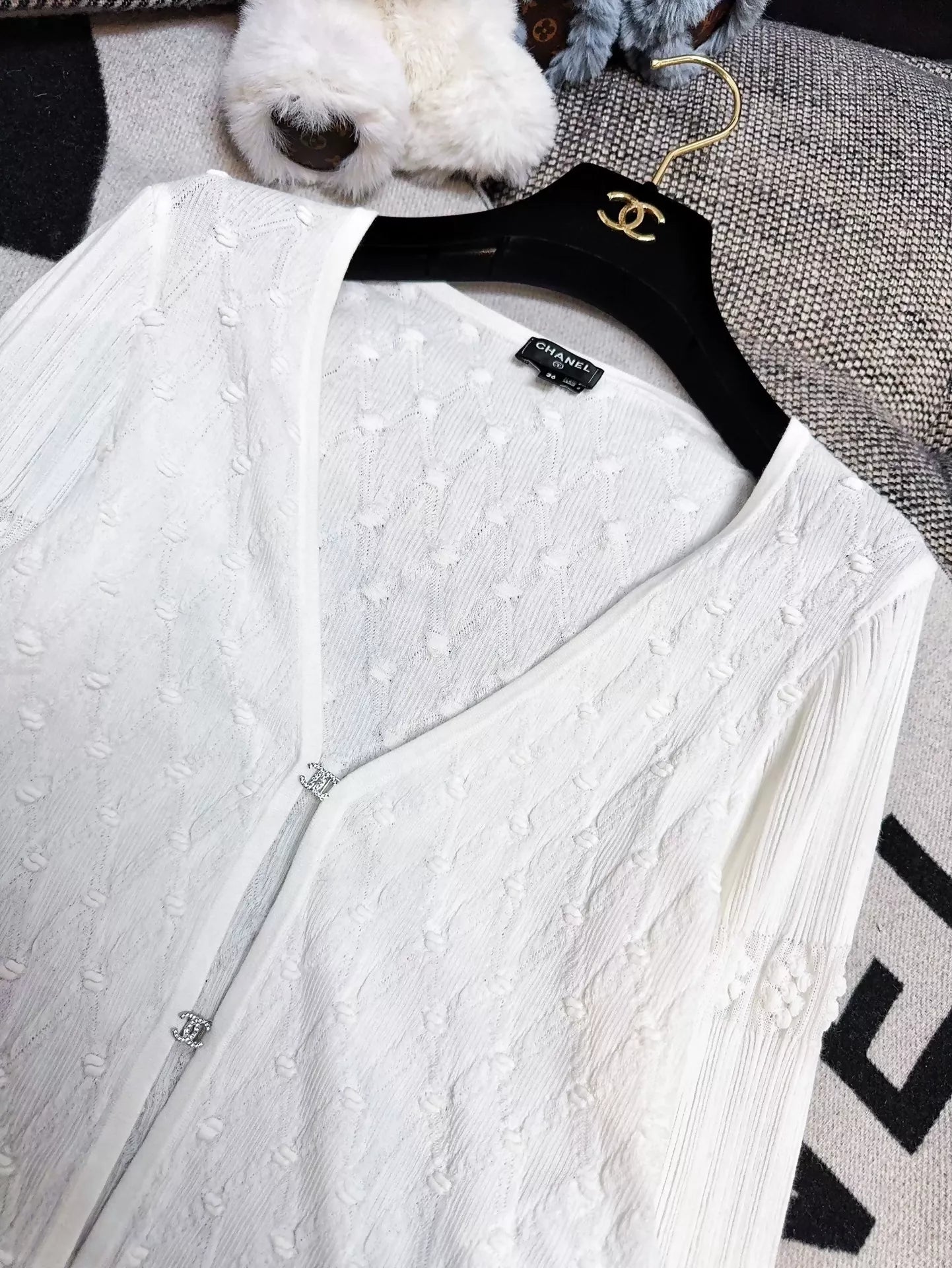 Chanel 24P white rhinestone double C button knitted cardigan