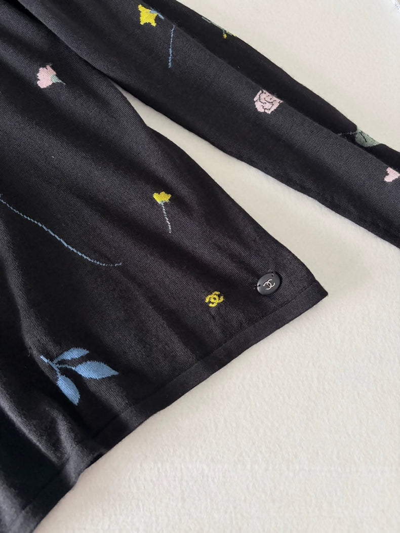 Chanel 18B Floral Embroidery Black Turtleneck Knit Sweater