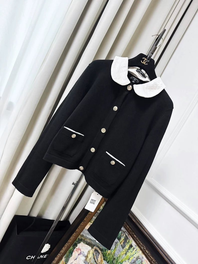 CHANEL 25B Black Cashmere Cardigan