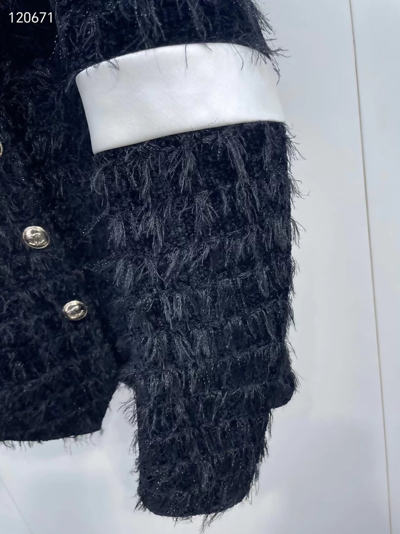 Chanel 20k black & white Jacket