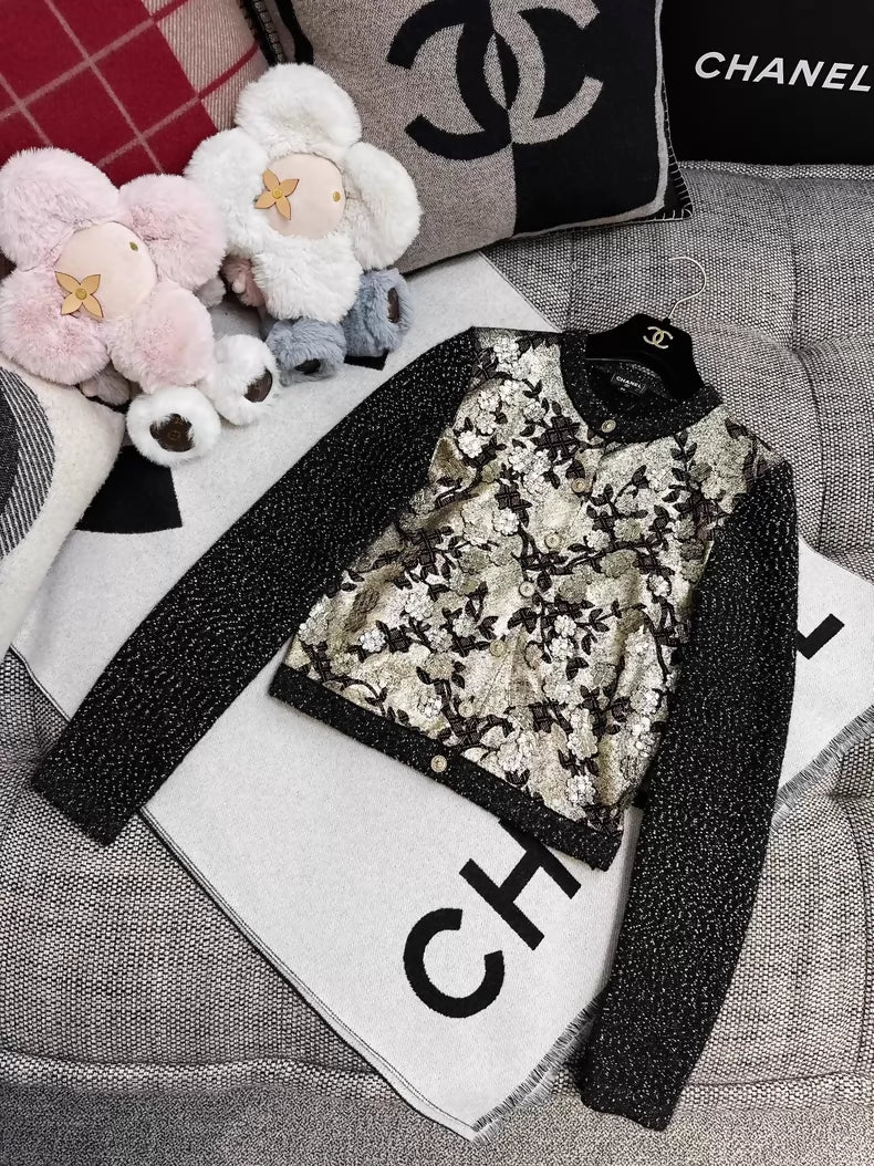 Chanel 25a Black and Gold Floral and Bird Embroidered Knit Cardigan