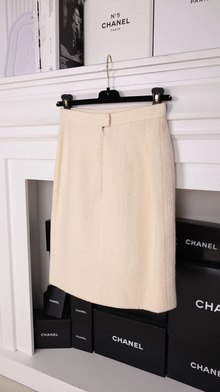 Chanel 1988 Off-White Black and Gold Jacket and Skirt Set