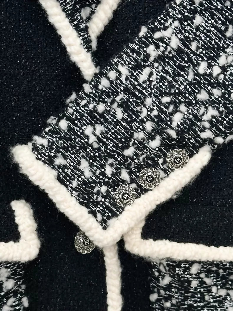 Chanel 19K black/grey/ecru tweed jacket