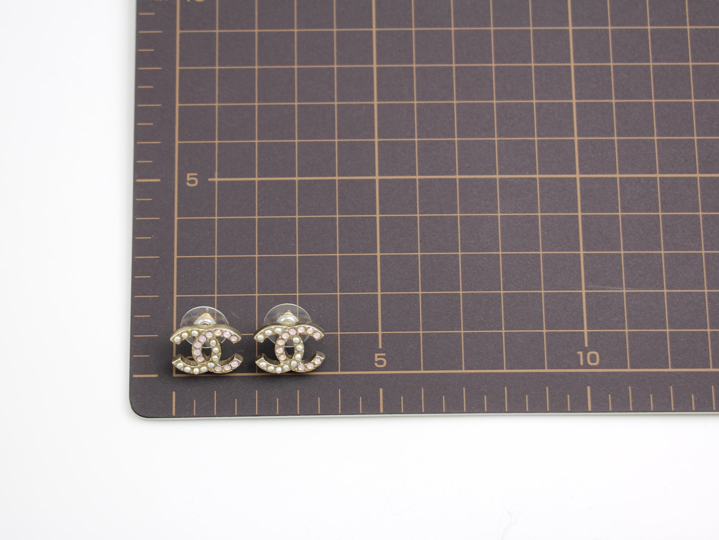 Chanel A12P Imitation Pearl Mixed White Earrings