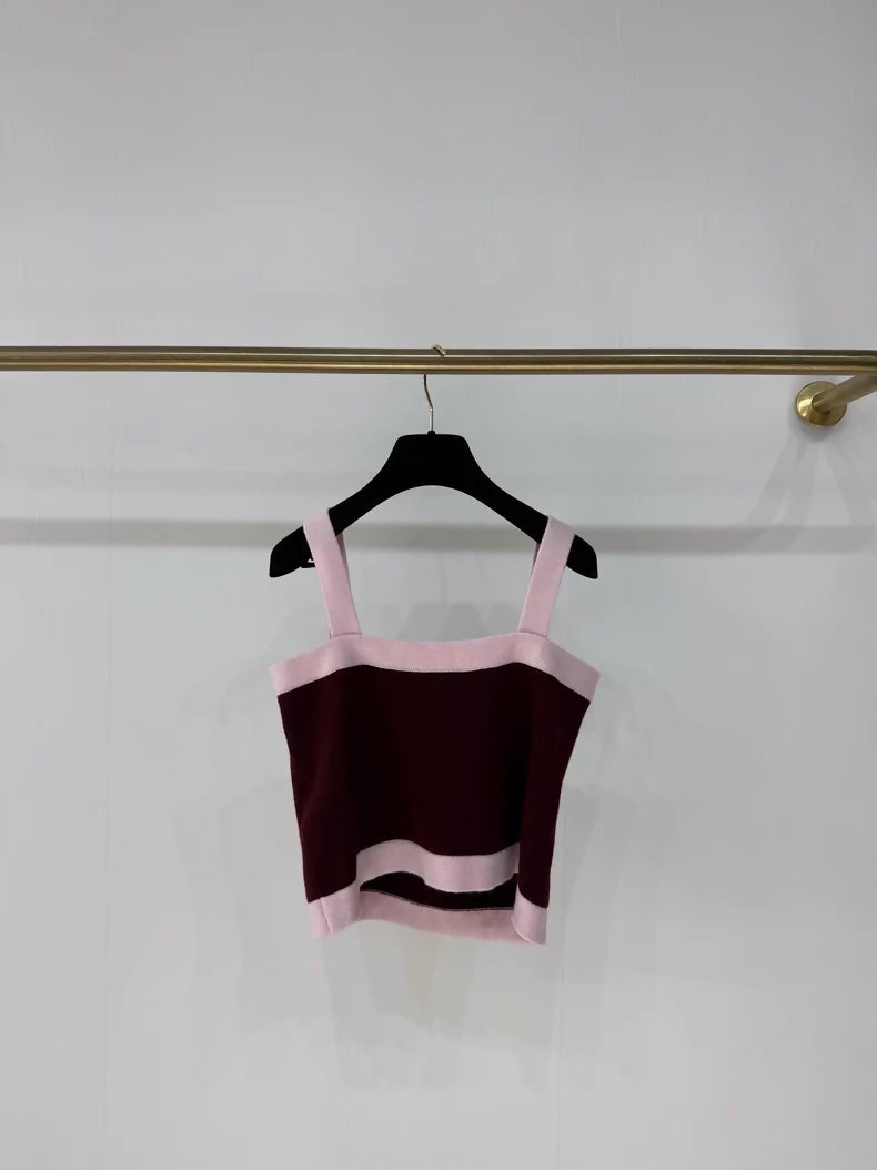 Chanel 25A 100% cashmere pink & black top