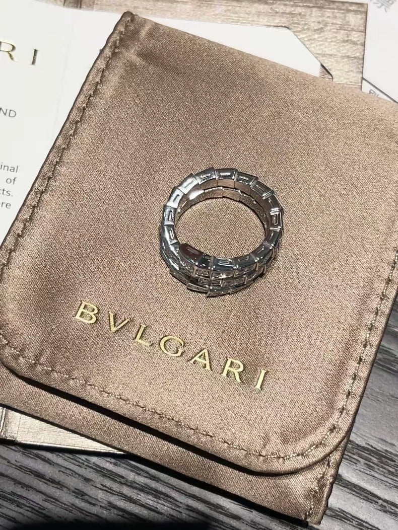 Bvlgari Serpenti white gold ring