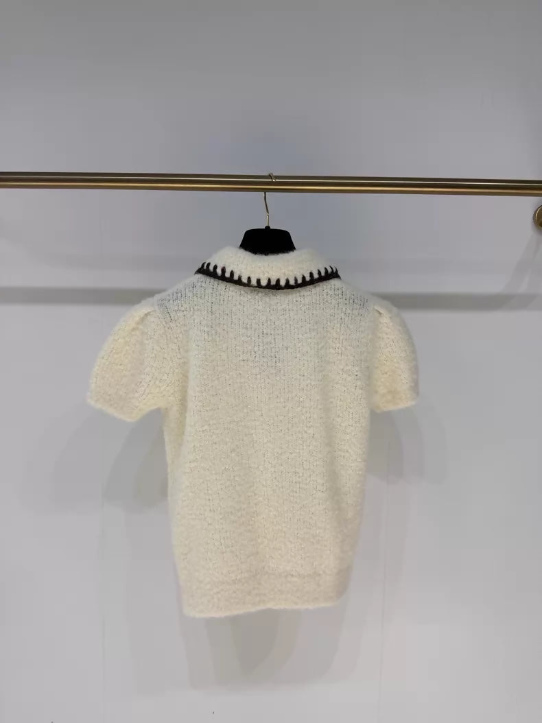 Chanel 25N ecru Collar Top with Bow and Rhinestone Button