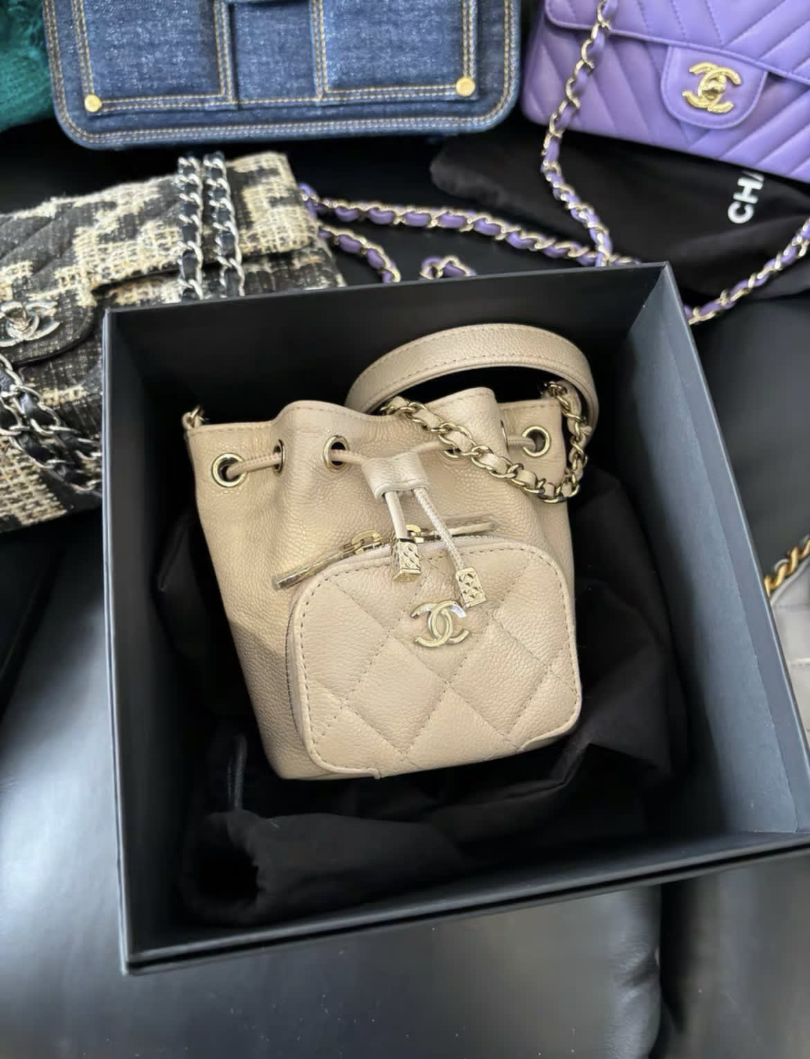 CHANEL 22B MINI BUCKET BAG WITH CHAIN
