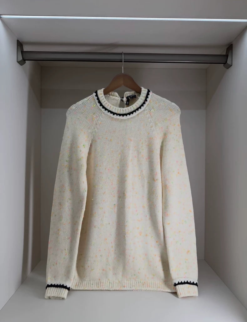 Chanel 24k ecru Sweater