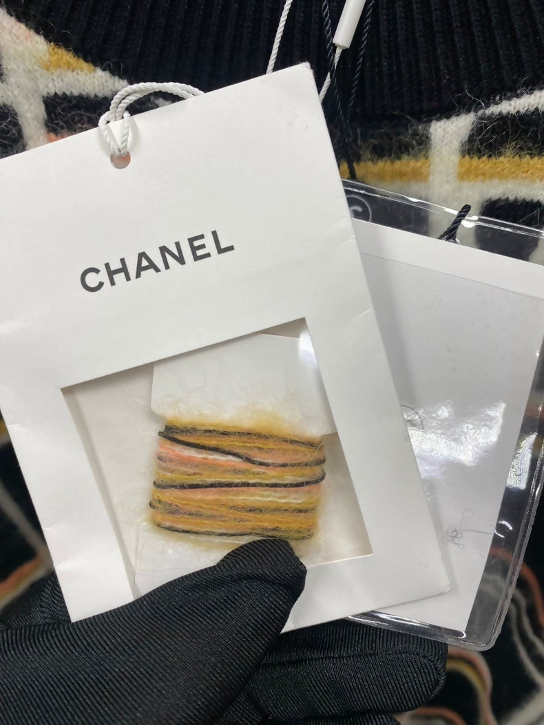 Chanel 22A sweater