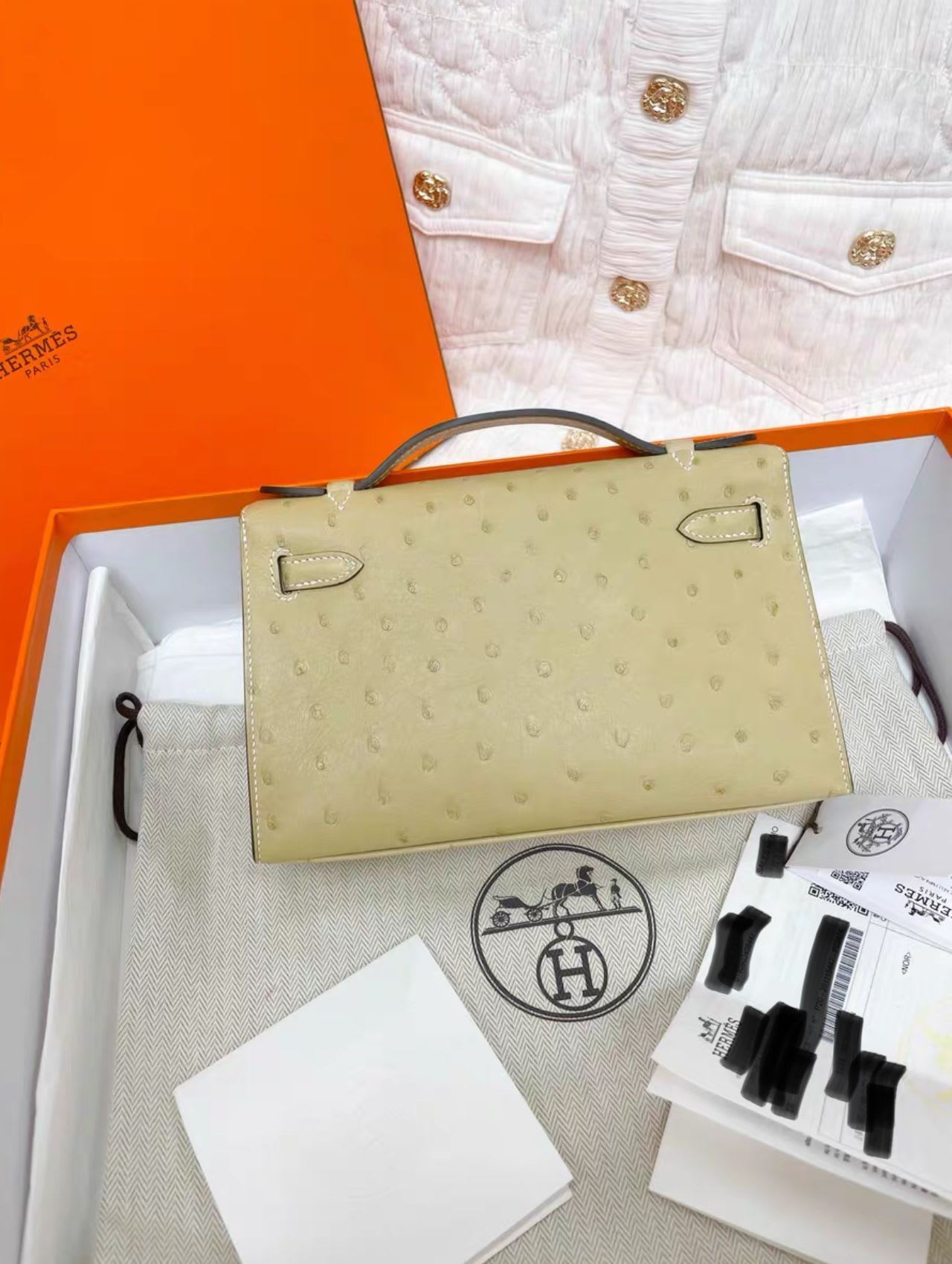 Hermes kelly Pochette ostrich leather gold hardware