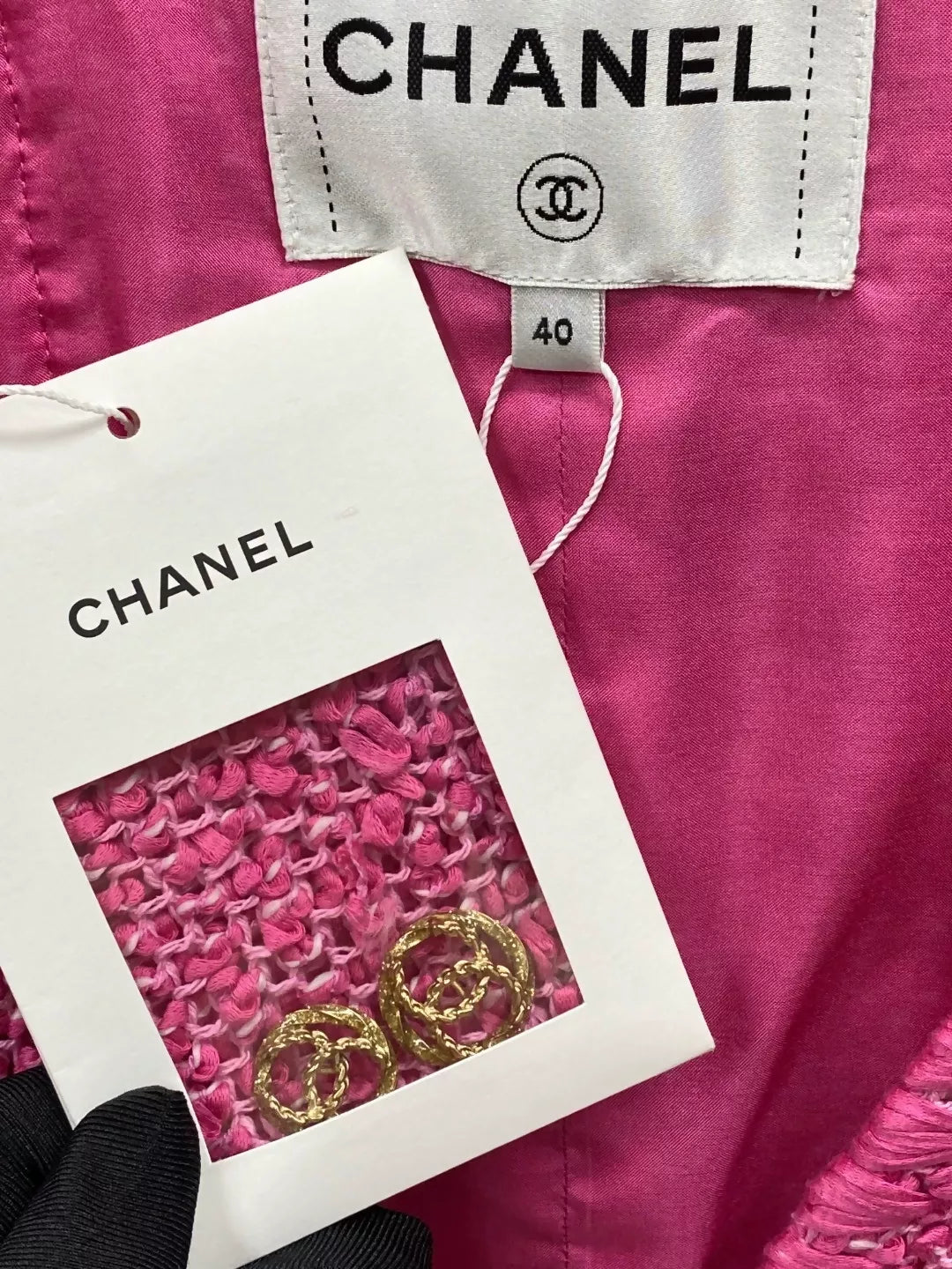 Chanel 21 pink tweed jacket