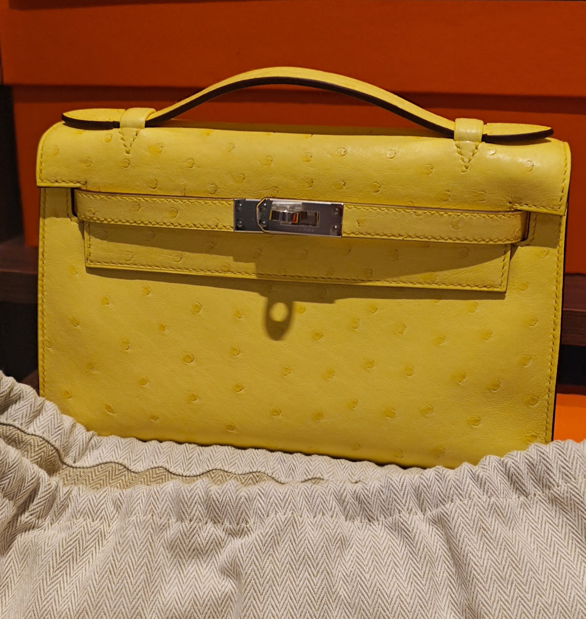 Hermes Kelly pochette Jaune citron ostrich palladium hardware