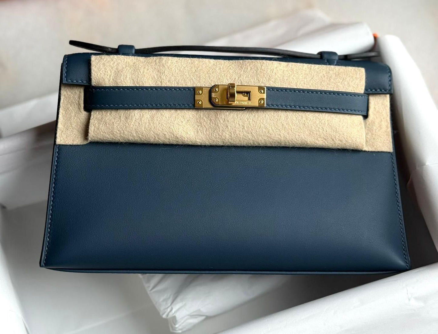 Hermès Kelly Pochette blue de prusse swift gold hardware