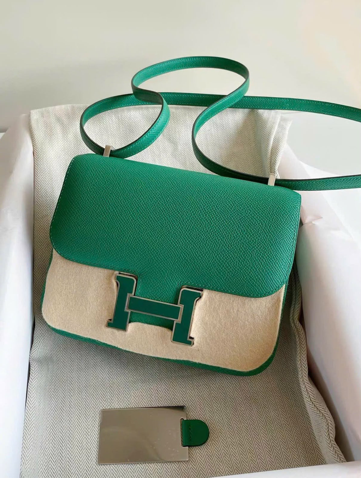 Hermes Constance 18 Vert Vertigo Epsom Lacquer Palladium hardware