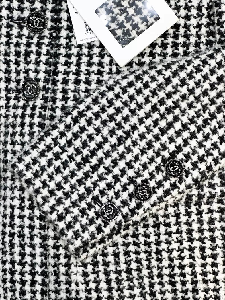 Chanel 22k black and white tweed coat