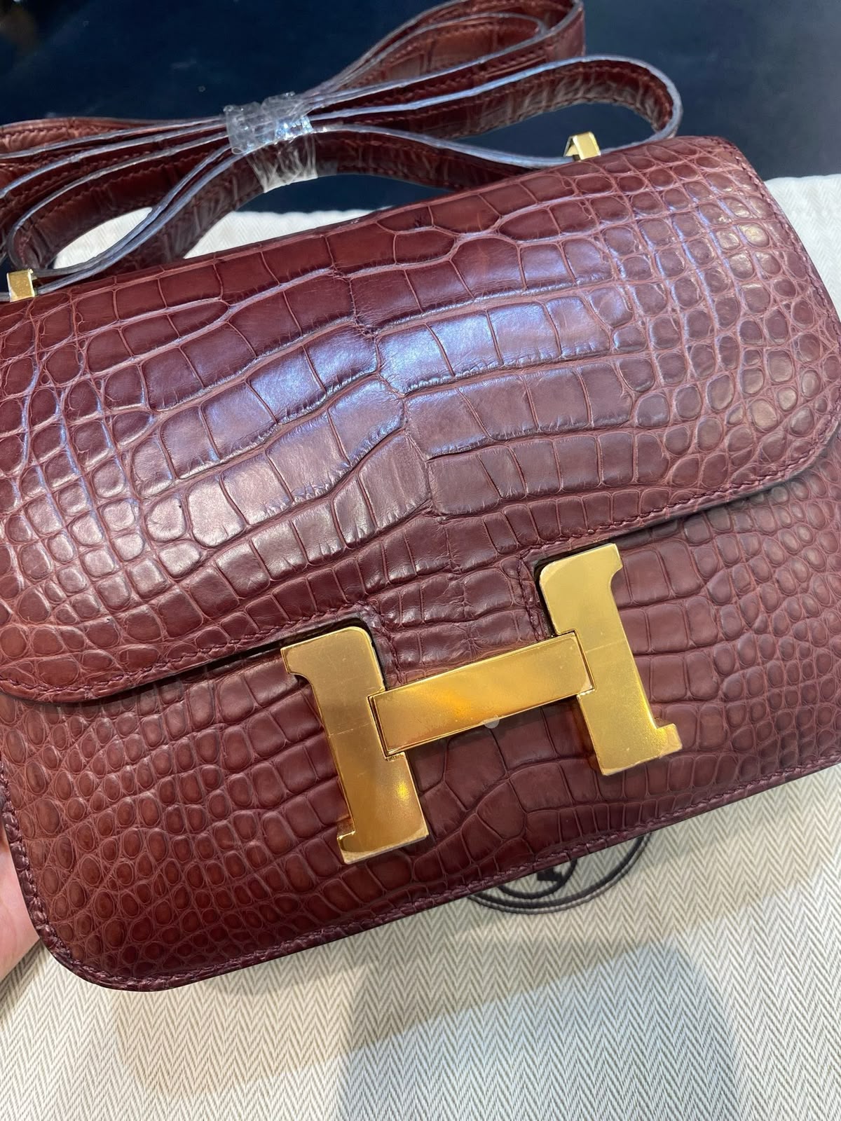 Hermes Constance 18 Rouge Sellier Matte Alligator Gold hardware