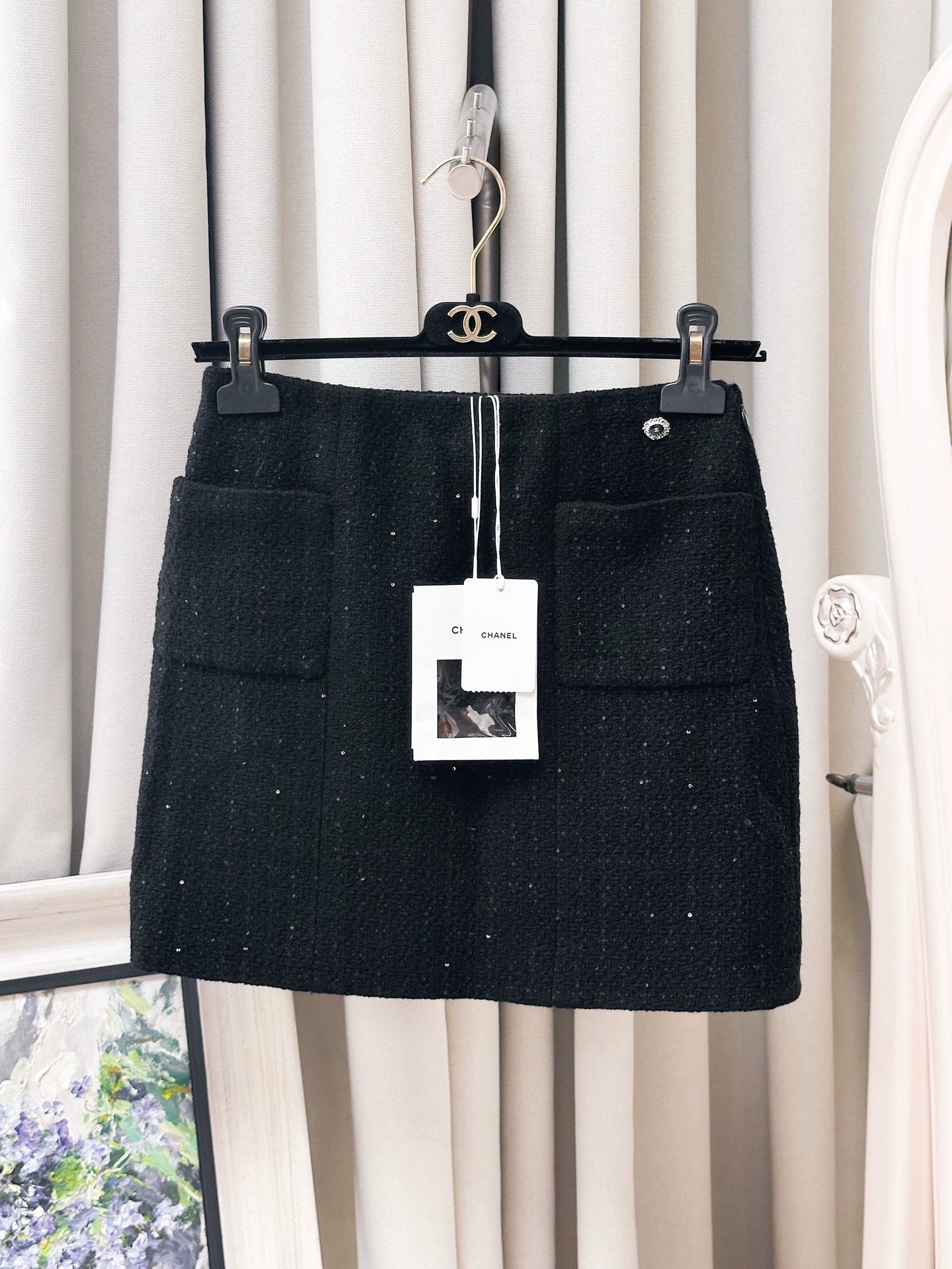 Chanel 25K black jacket/skirt