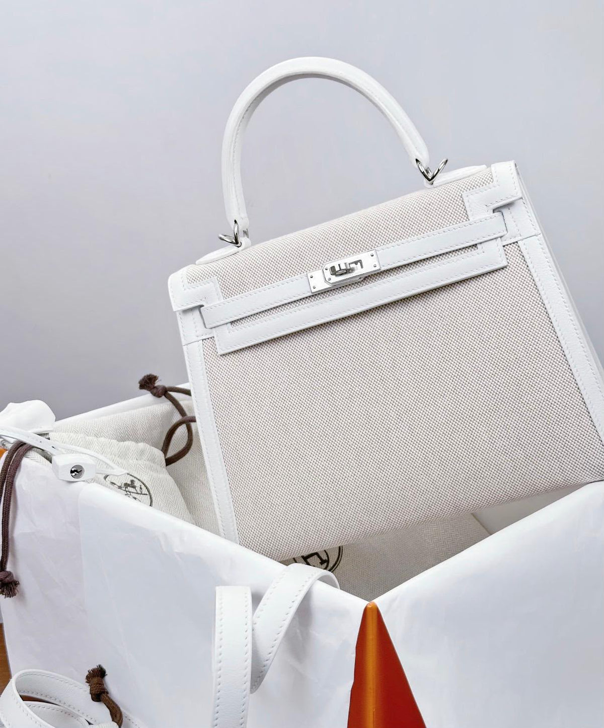 Hermes Kelly 28 New White Swift & Toile Ecru Palladium hardware