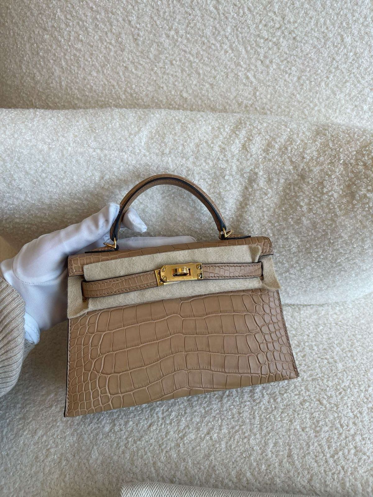 Hermes Mini Kelly 20 Chai Matte Alligator Gold hardware