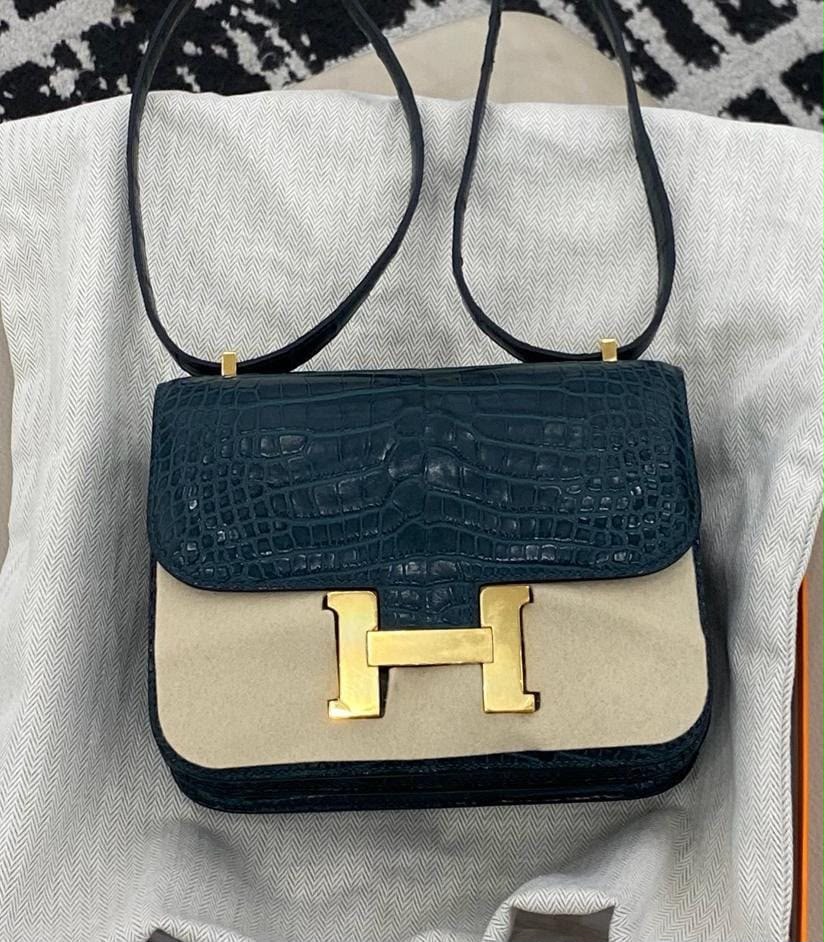Hermes Constance 18 Vert Cypress Matte Alligator Gold hardware