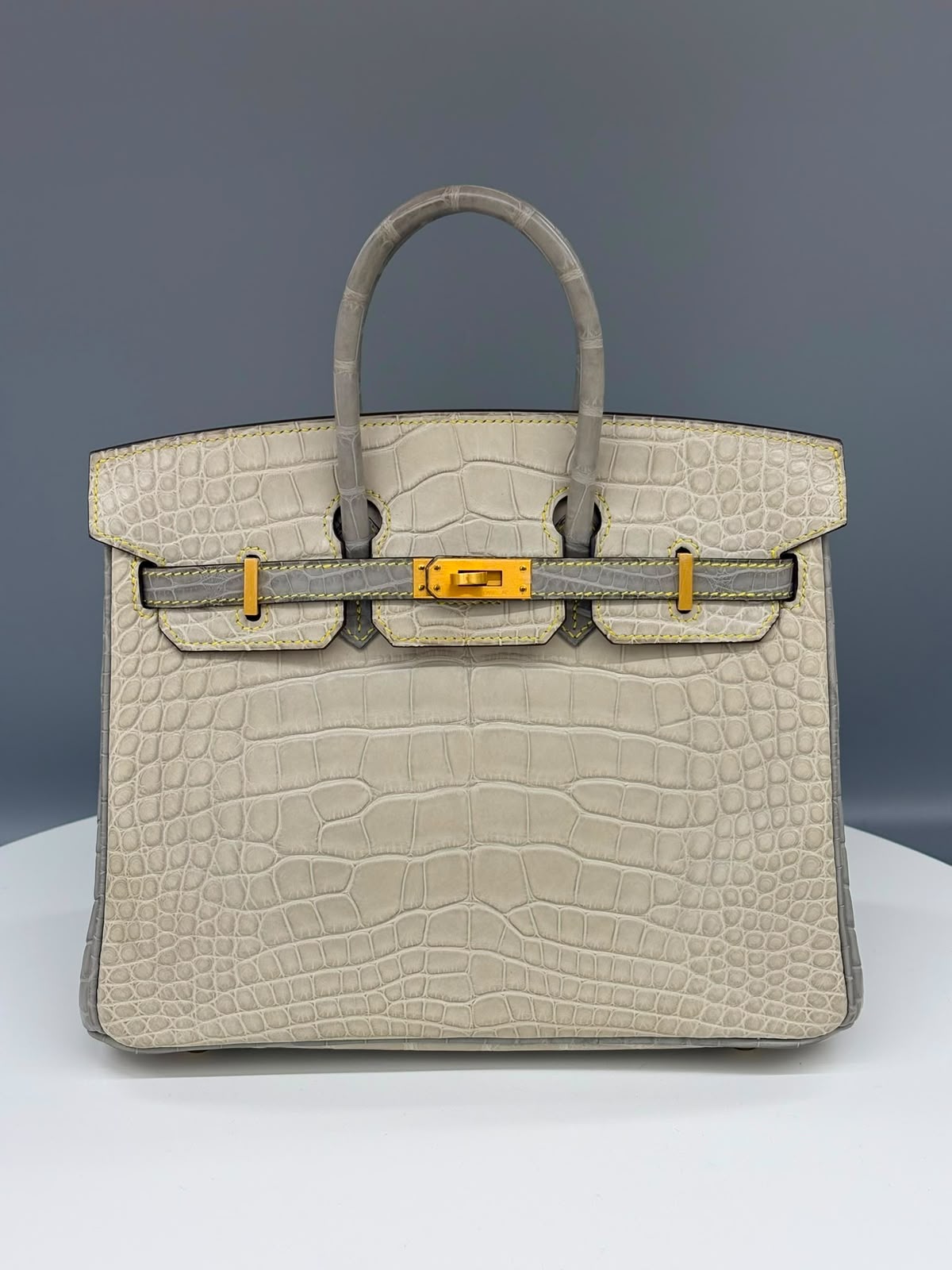 Hermes Birkin 25 HSS Gris Perle / Beton Matte Alligator Brushed gold hardware