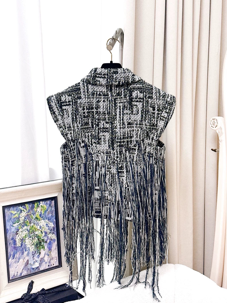 Chanel 18 tweed vest