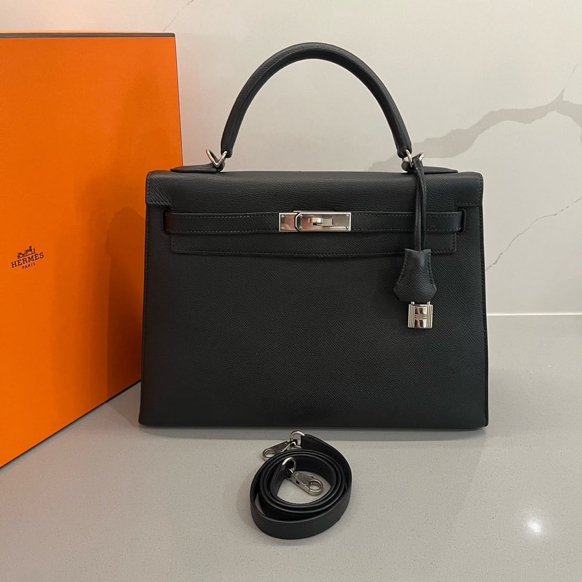 Hermes Kelly 32 Black Epsom Palladium hardware