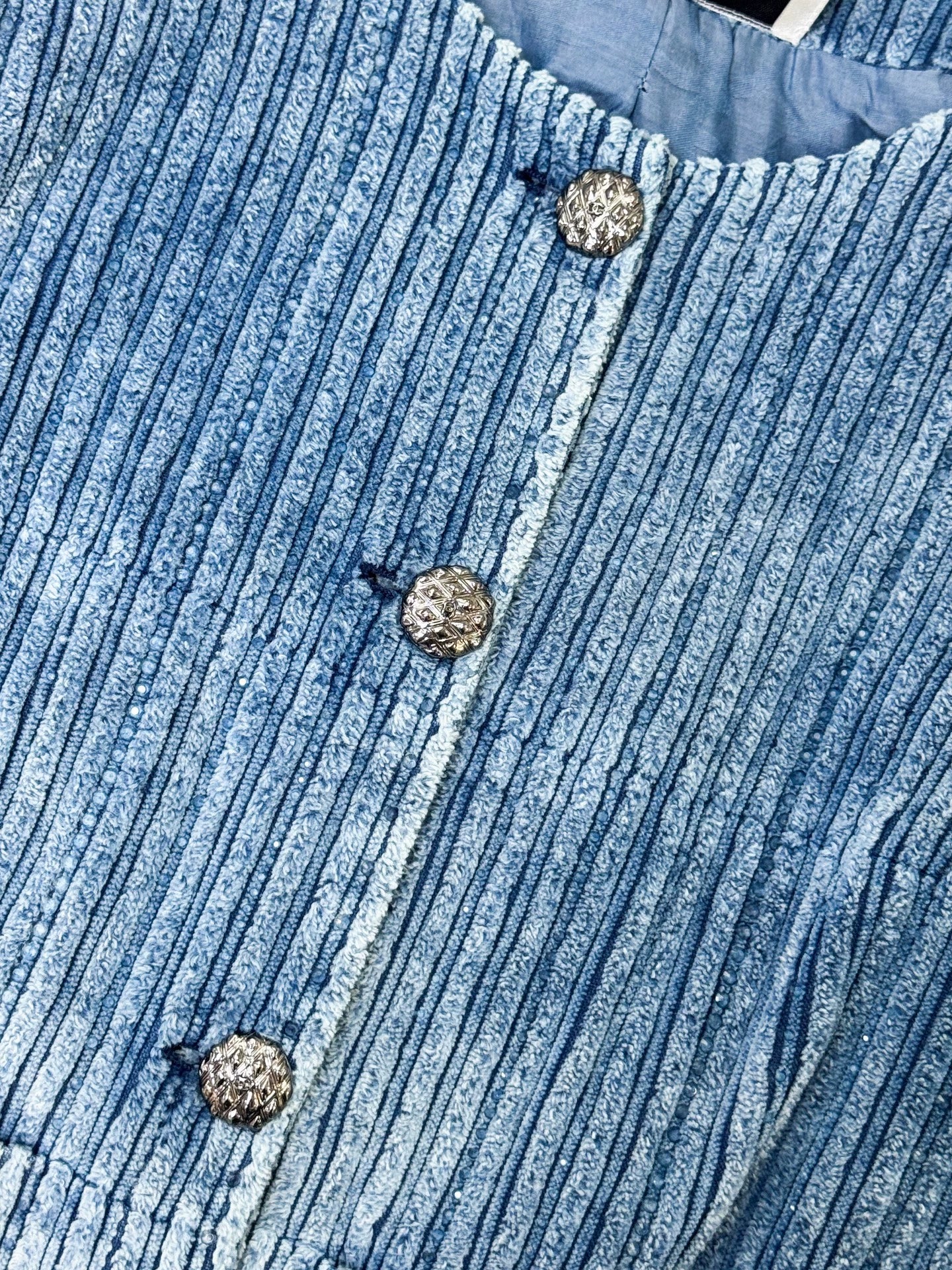 Chanel 25K blue shimmering top