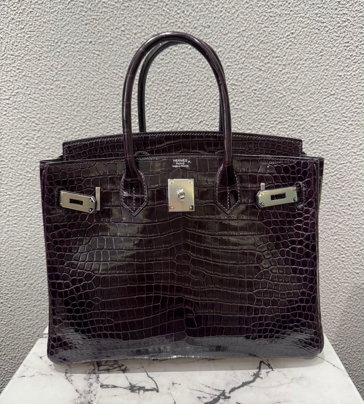 Hermes Birkin 30 aubergine shiny Porosus palladium hardware