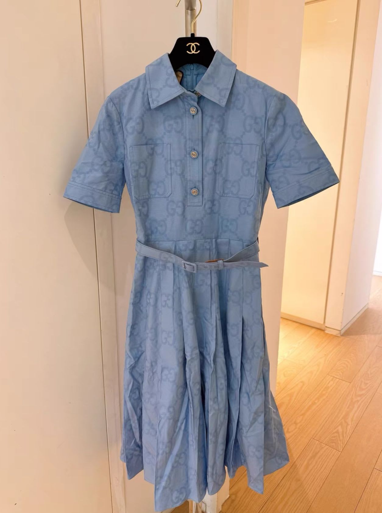 gucci pleated dress Blue Tulip Print Pleated Dress