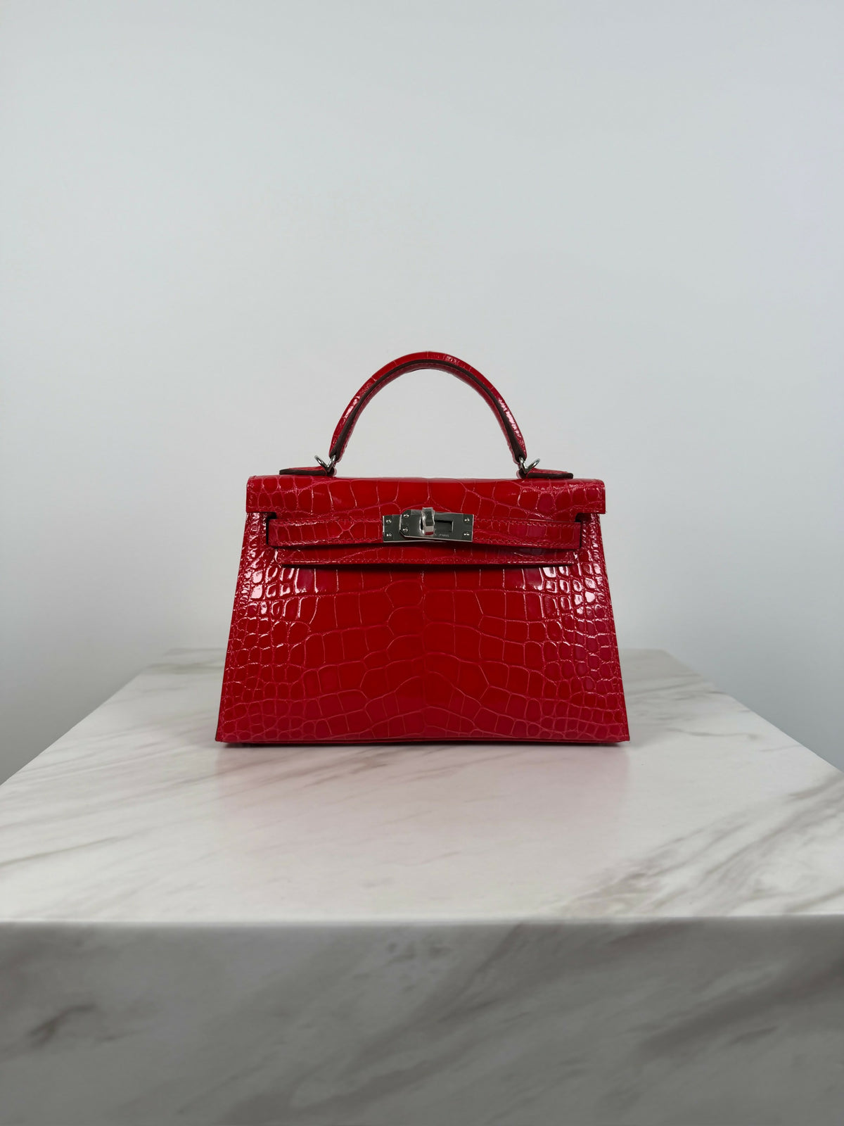 Hermès Mini Kelly 20 Rouge de Coeur Shiny Alligator Palladium hardware