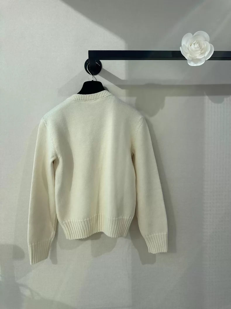 Chanel 25K off-white bow sweater