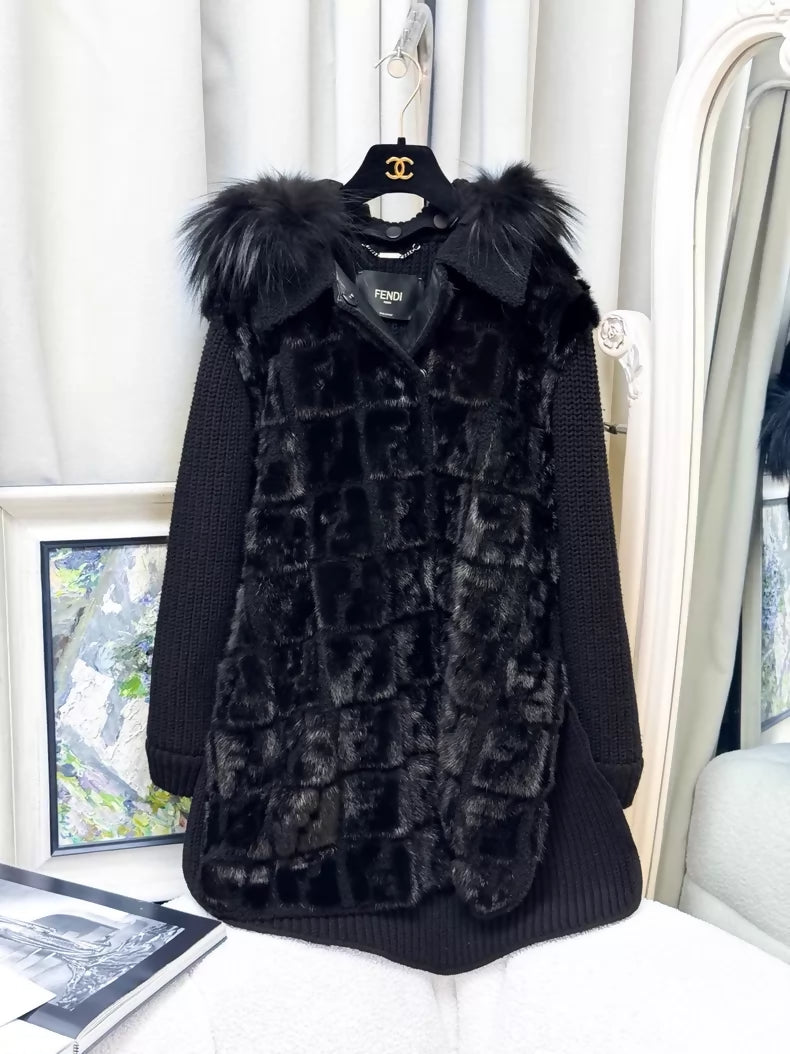 美品 FENDI super long coat ナイロン ブラック 131cm Fendi black fur hooded long winter coat – Wararni.com