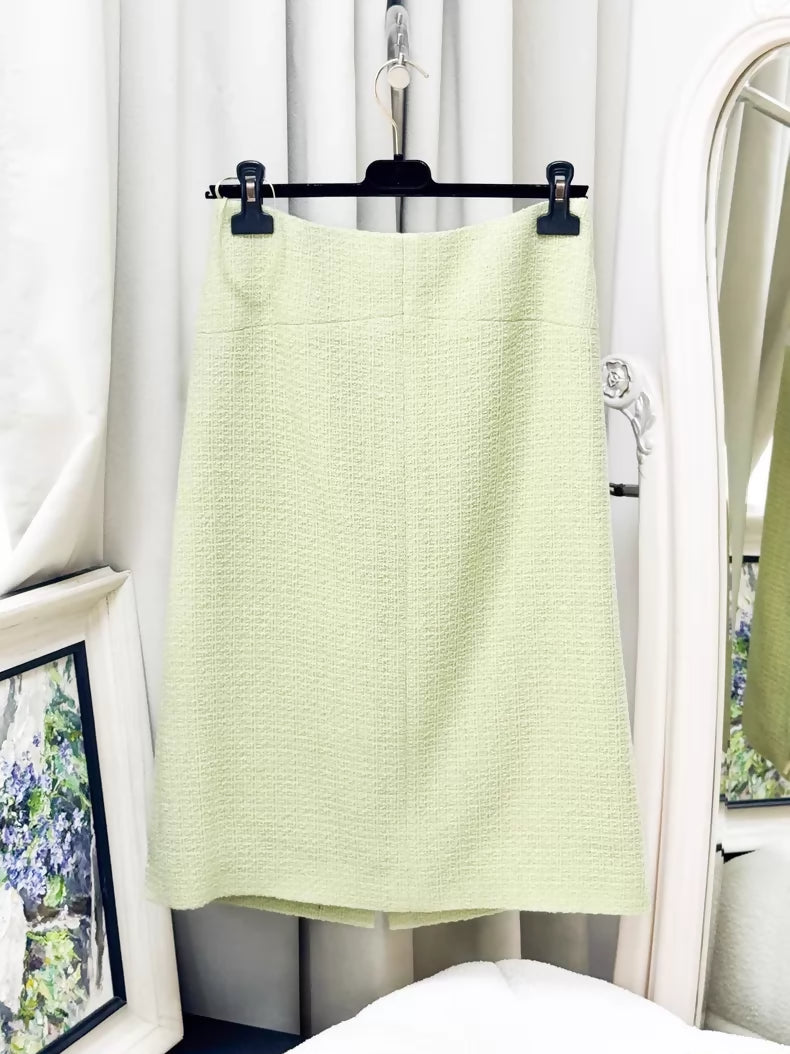 Chanel 20k green tweed jacket skirt set