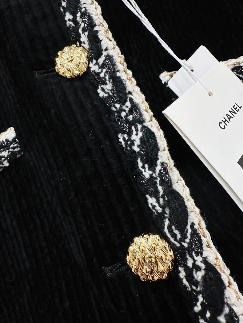 Chanel 25K four-pocket jacket