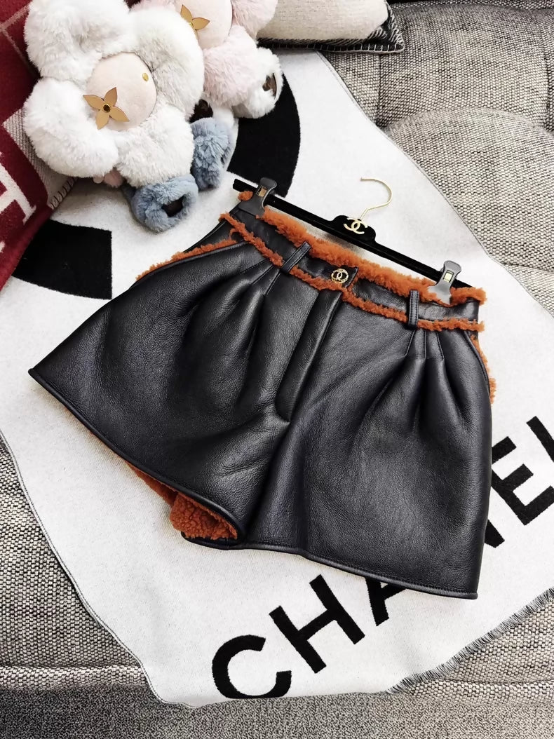 Chanel 23k black and brown shearling shorts