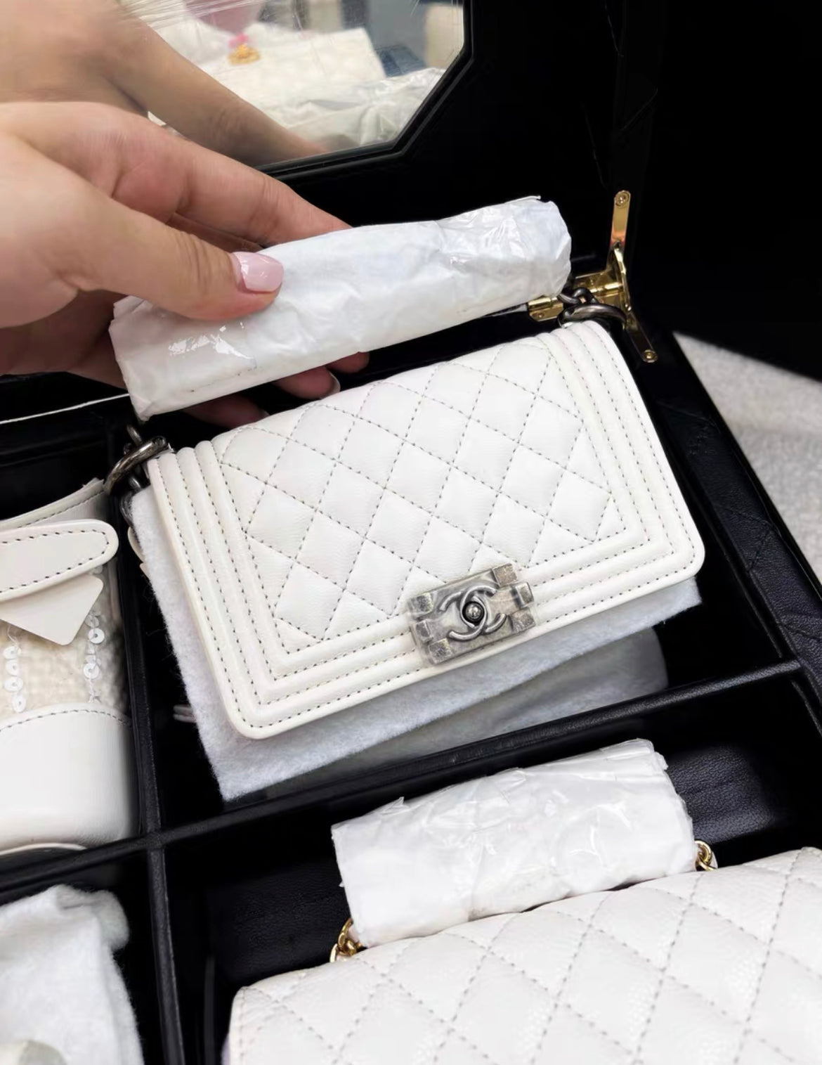 Chanel Success Story Set Of 4 white Mini Bags with Quilted Trunk