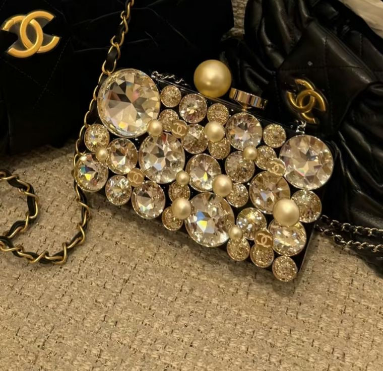 Chanel Fall-Winter 2025/26 oversized rhinestones, pearls, and double C jewels evening bag