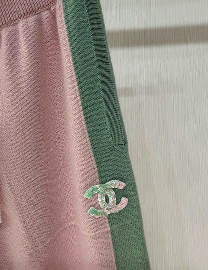 Chanel 24C pink and green cashmere wide-leg knitted pants size 34