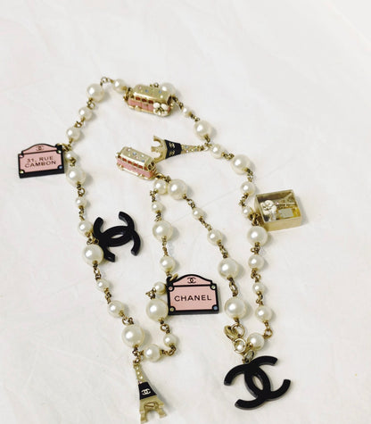 Chanel 06C Paris souvenir charm Necklace