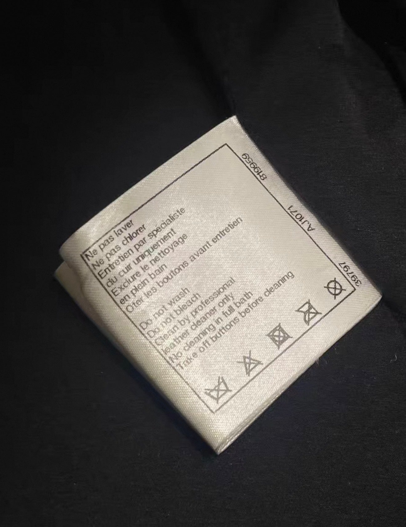 Chanel 17k Pearl black leather jacket