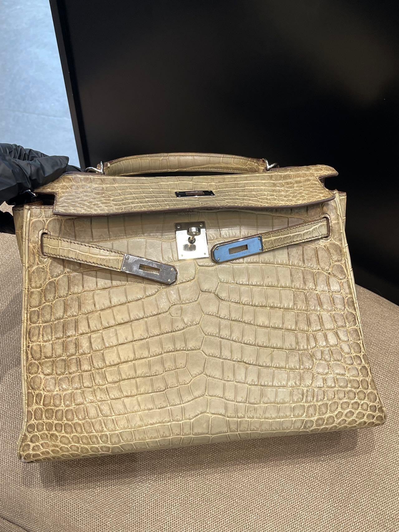 Hermès Kelly 32 Himalaya Gris Cendre Crocodile leather Palladium Hardware