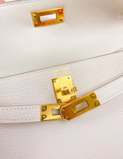 Hermès Kelly Sellier 20 Gris Pale Epsom Gold Hardware