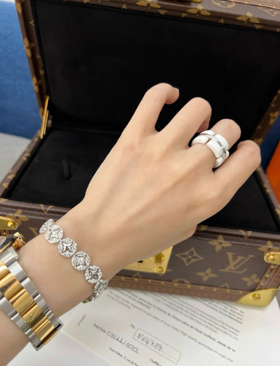 Louis Vuitton high-end jewelry Galaxie Monogram Bracelet