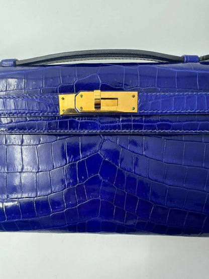 Hermès Kelly Cut 7T Bleu Électrique Crocodile Niloticus Lisse gold hardware